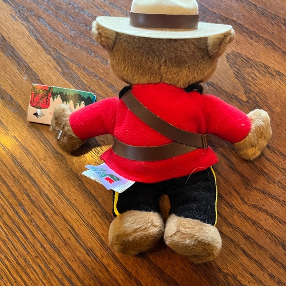 Vintage RCMP Uniform Bean Bags Plush Stuffed Bear - Picture 8 of 10